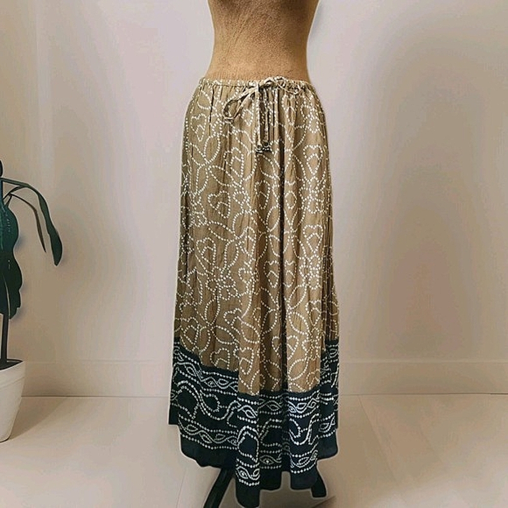 White Stag Tan and Black Maxi Skirt